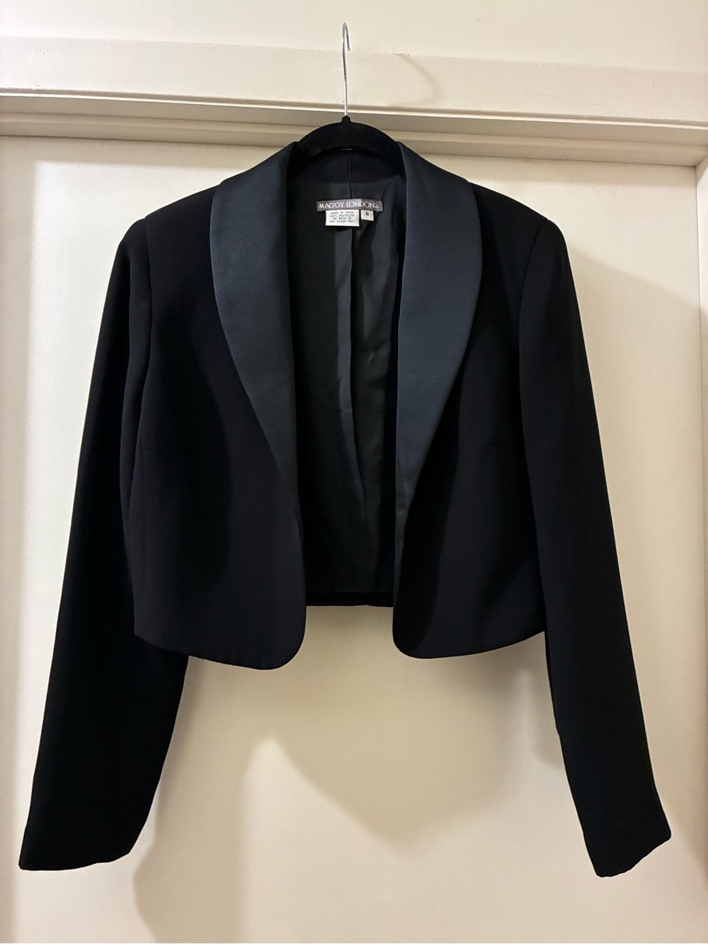 Maggy London Black Cropped Satin-Trim Blazer